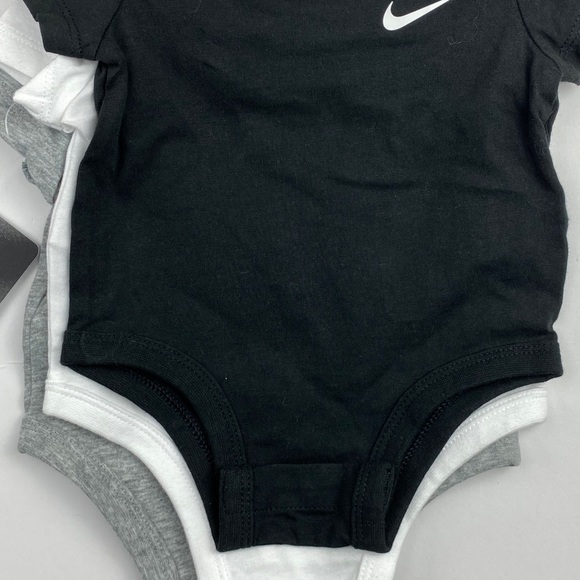 Nike Infant 3-Pack Onesies, Gray, White, Black NWT - Picture 4 of 5